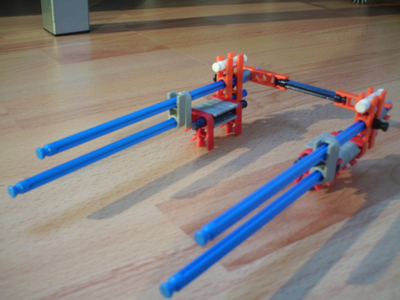 Knex A.D.U Bazooka (Armor Destruction Unit) 024.jpg