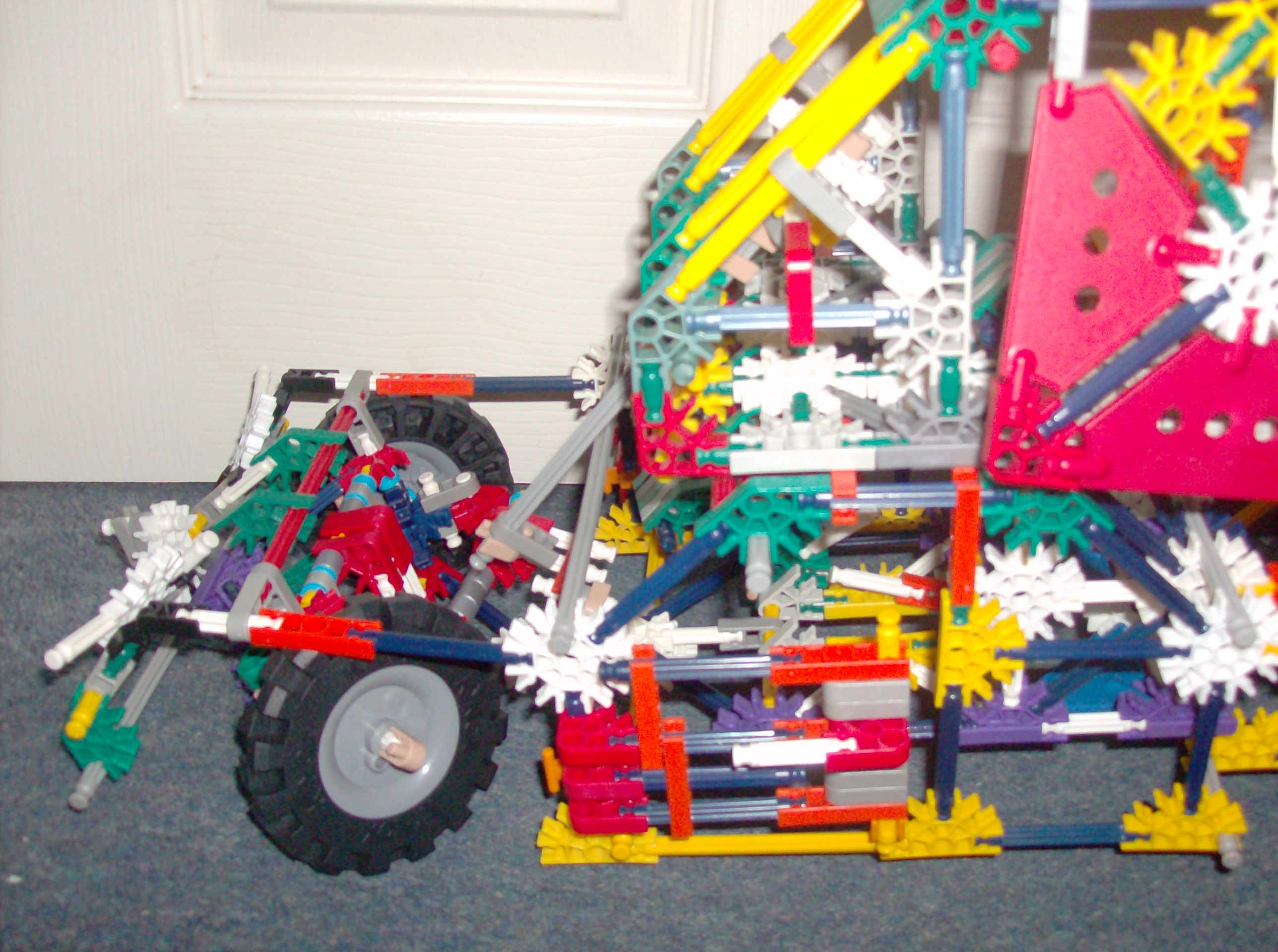 Knex Vehicle  (14).JPG