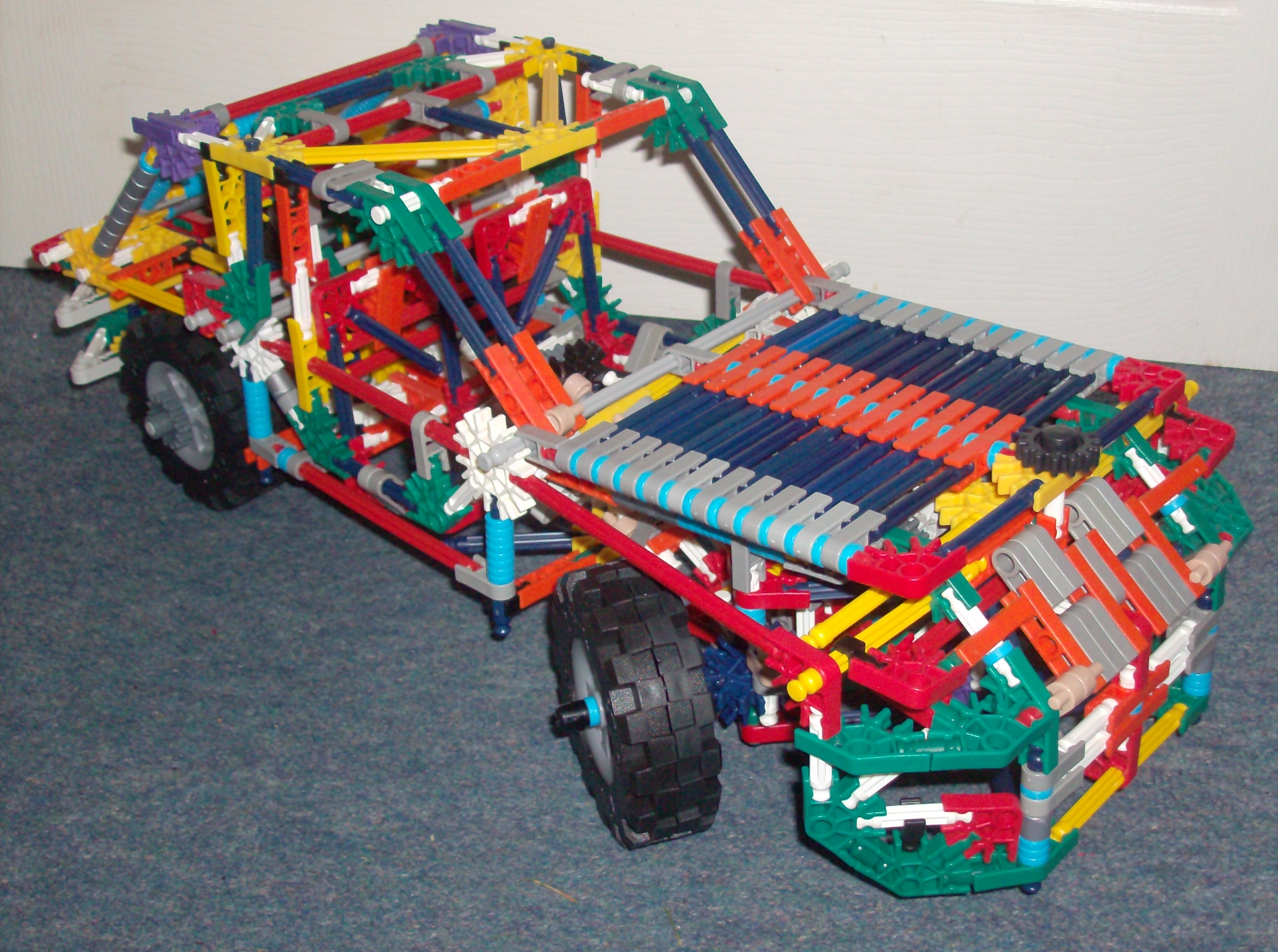 Knex car (12).JPG