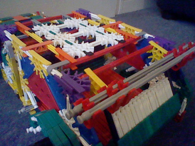 Knex car with large boot space updated (18).JPG