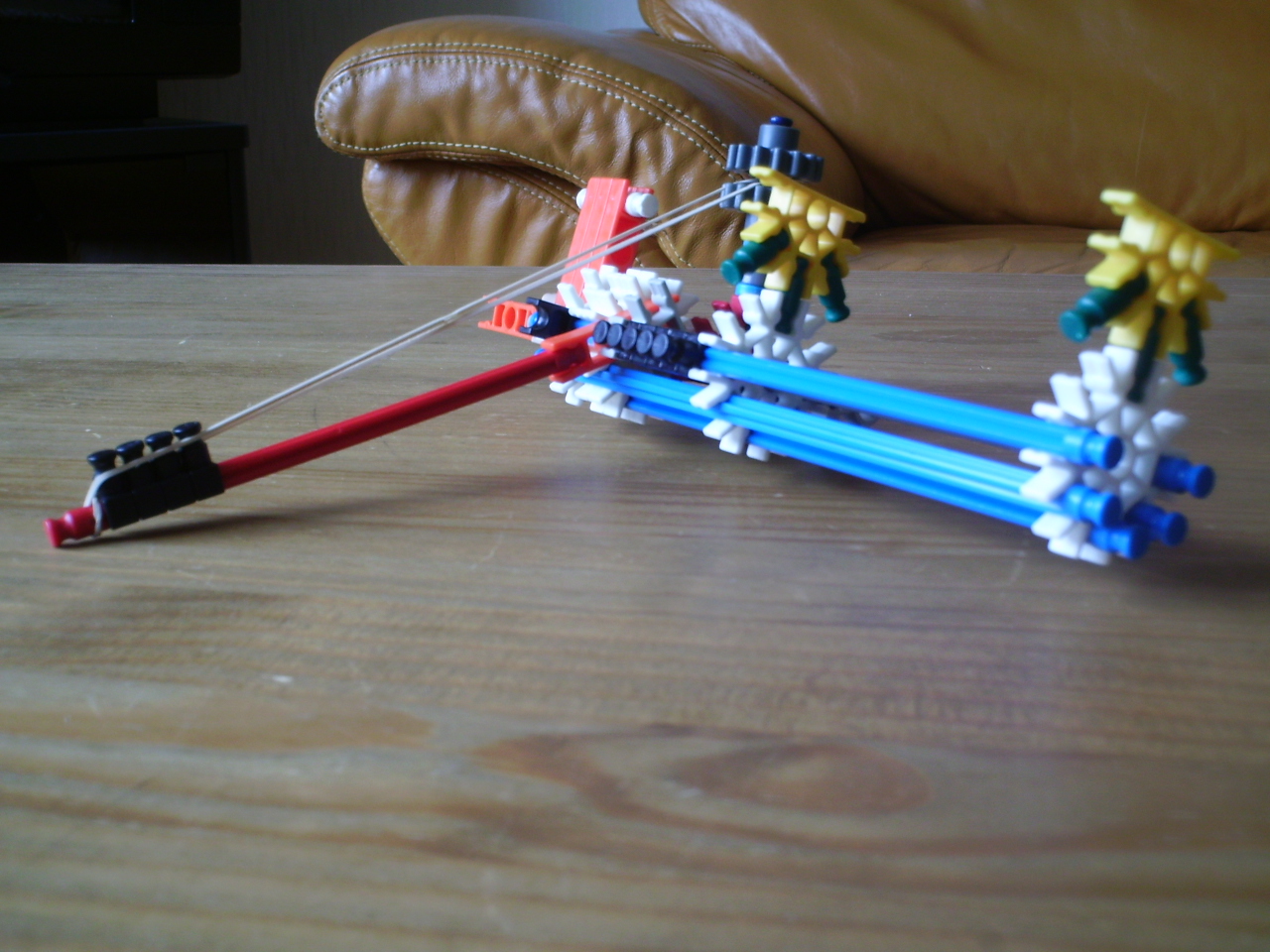 Knex time bomb 032.jpg