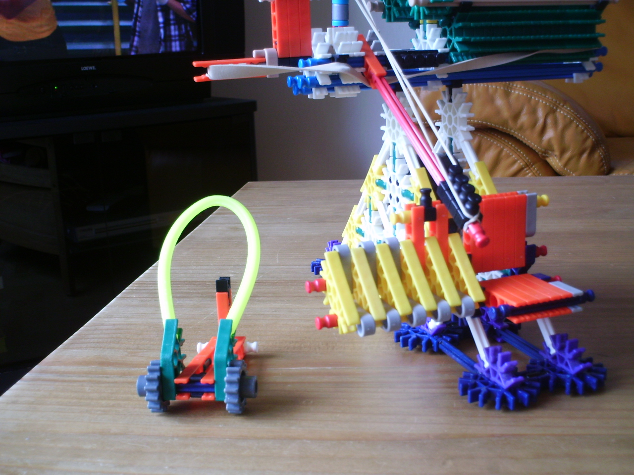 Knex time bomb 046.jpg