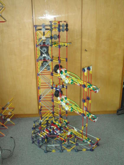 Knex-Parallel-Arm-Lift.jpg