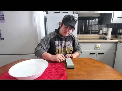 Knife sharpening