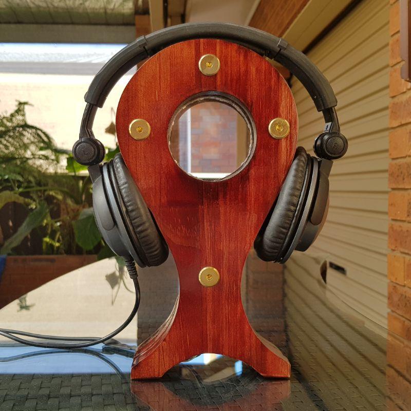 LED Headphone stand (5).jpg