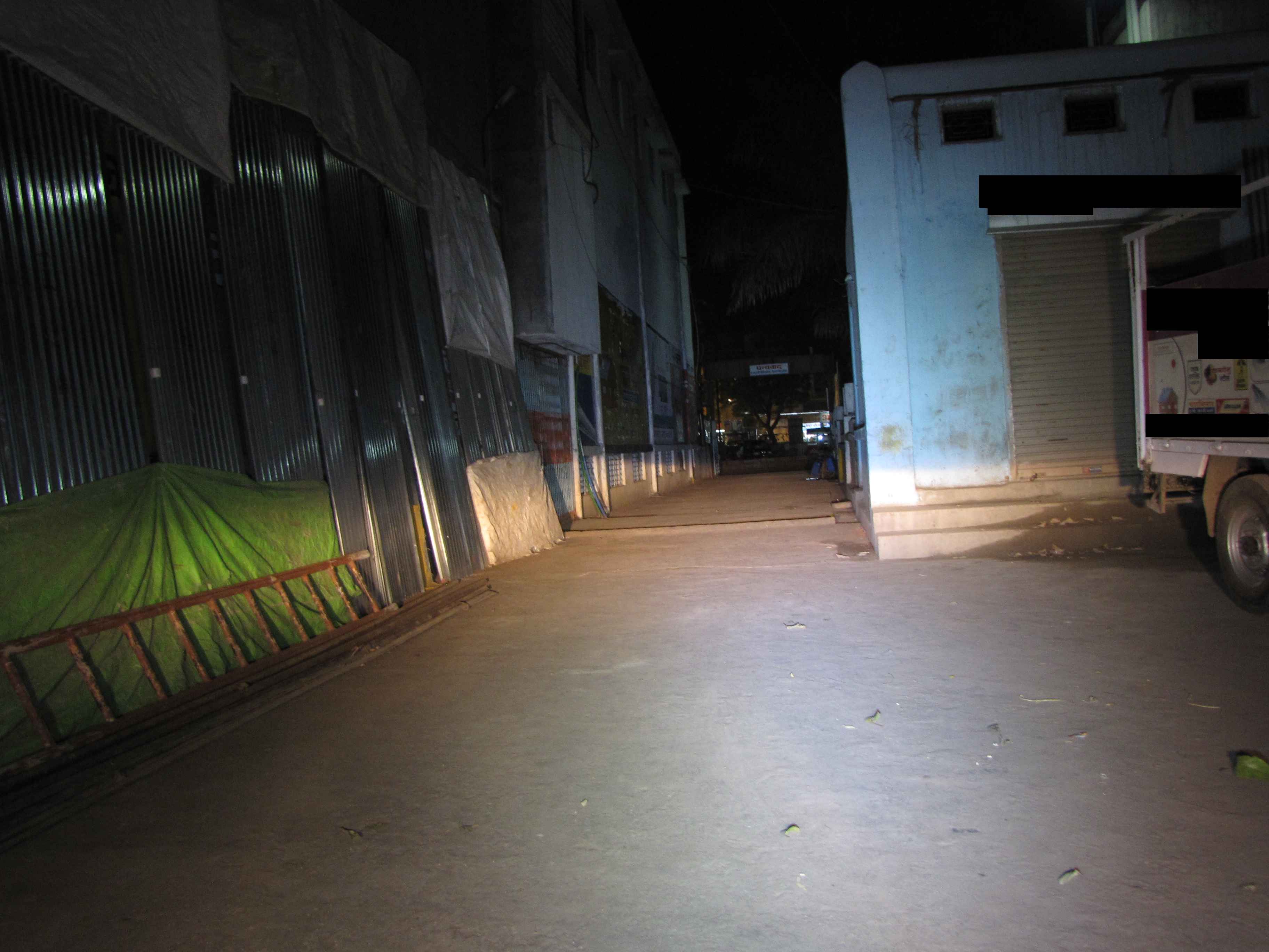 LED with LOW.JPG