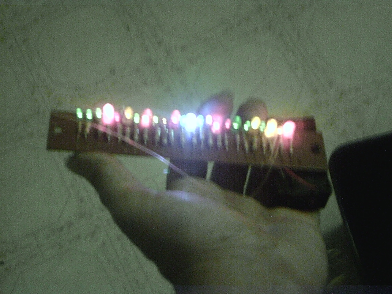 LED01.jpg