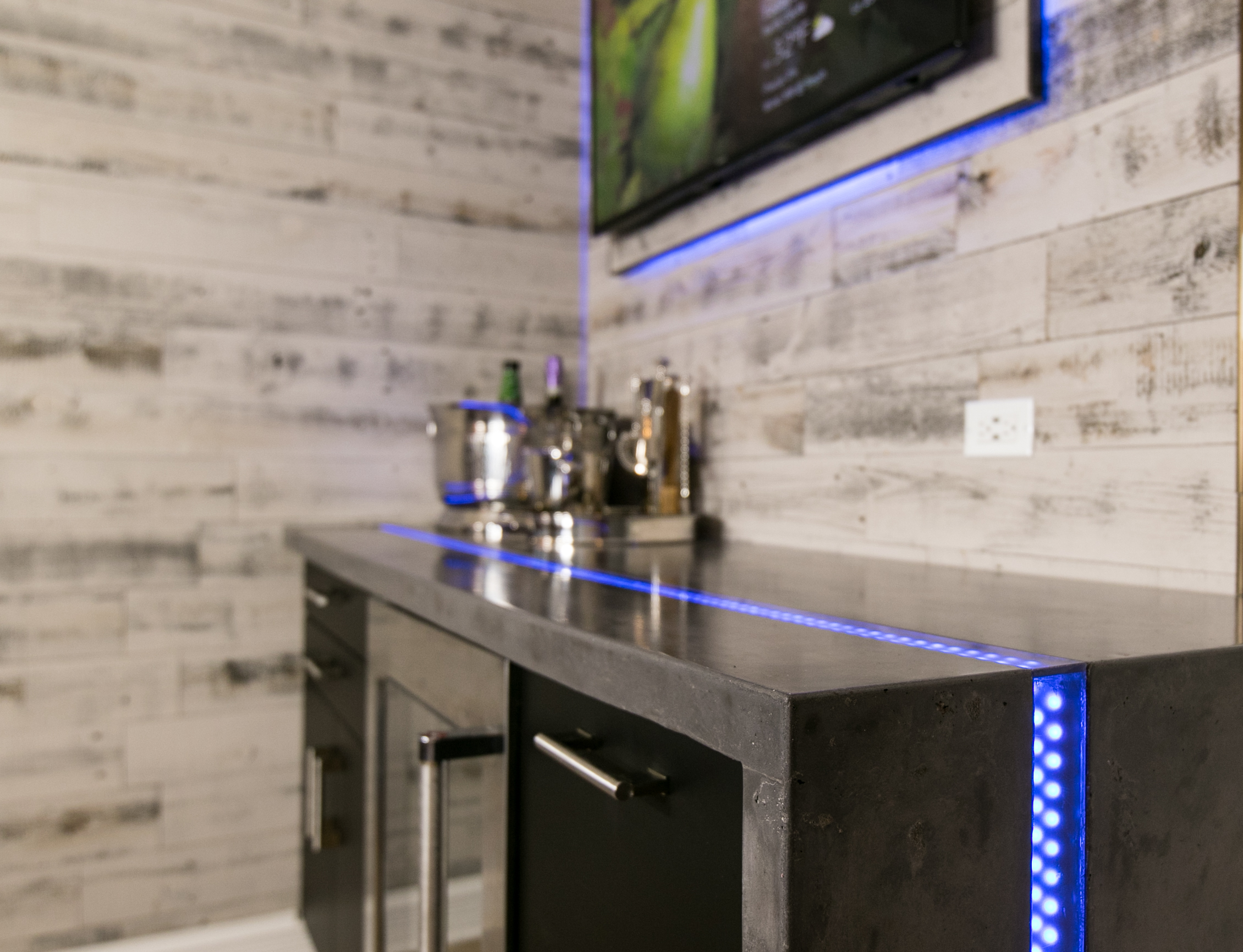 LED_Countertop_Cover_Shot_02-4058.jpg