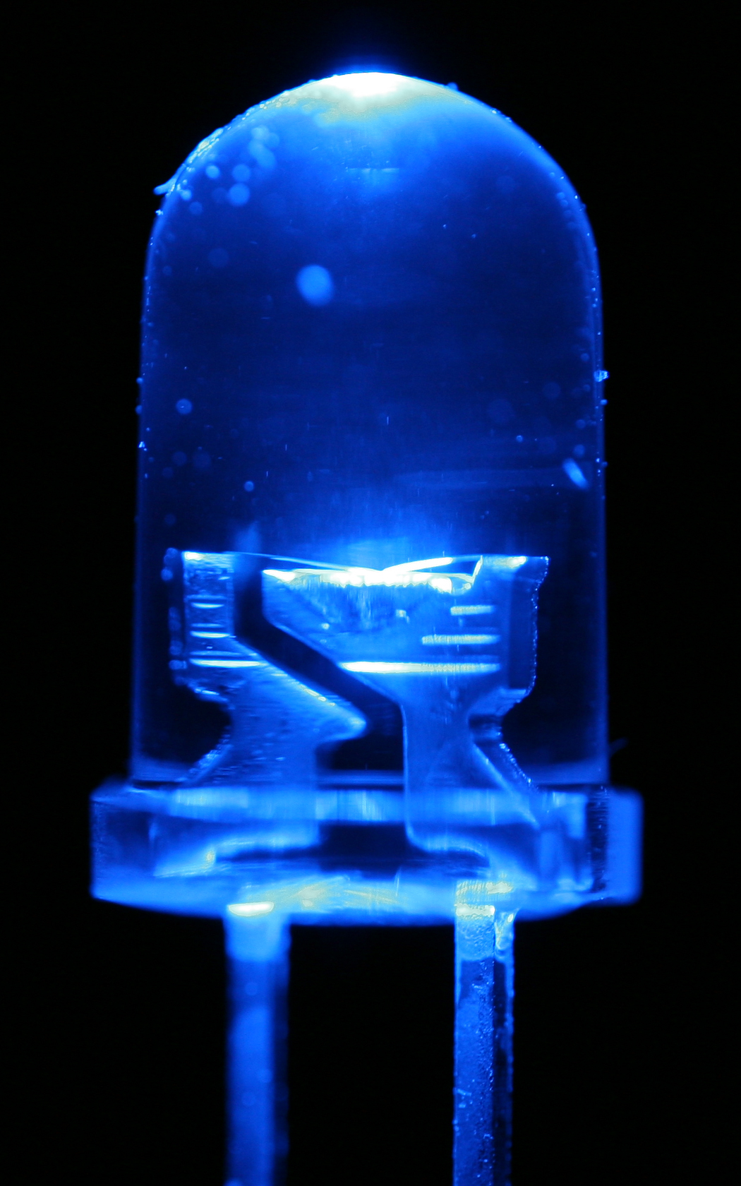 LED_macro_blue.jpg