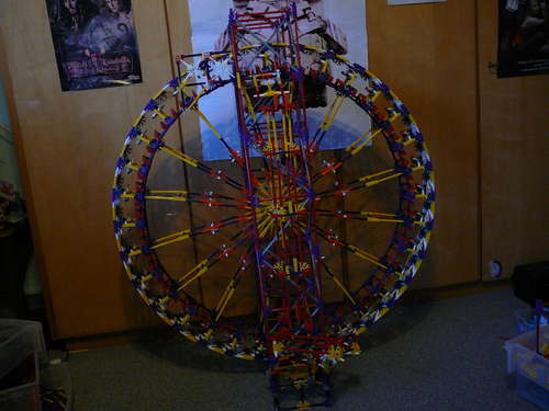 Large-Knex-weel-lift-with-holes.jpg