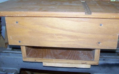 Lathe table rear.jpg