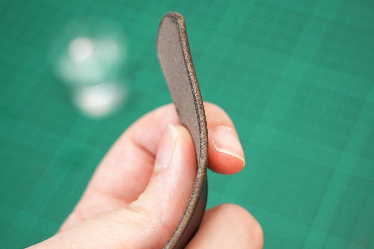 Leather Yarn Holder 1p.jpg