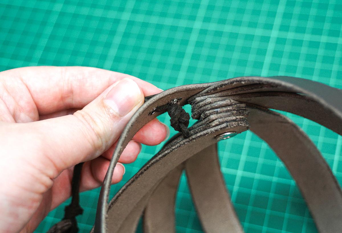 Leather Yarn Holder 3m.jpg