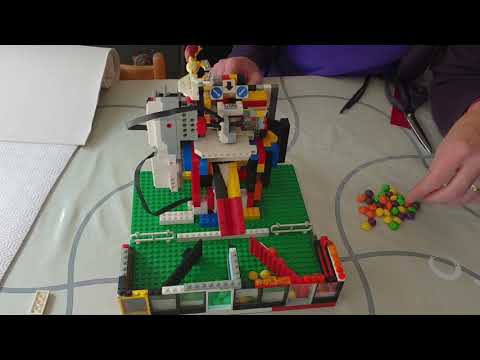 Lego Boost candy sorter