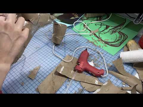 Li'l Sebastian in Horsey Heaven Marionette - Making It - Video 2