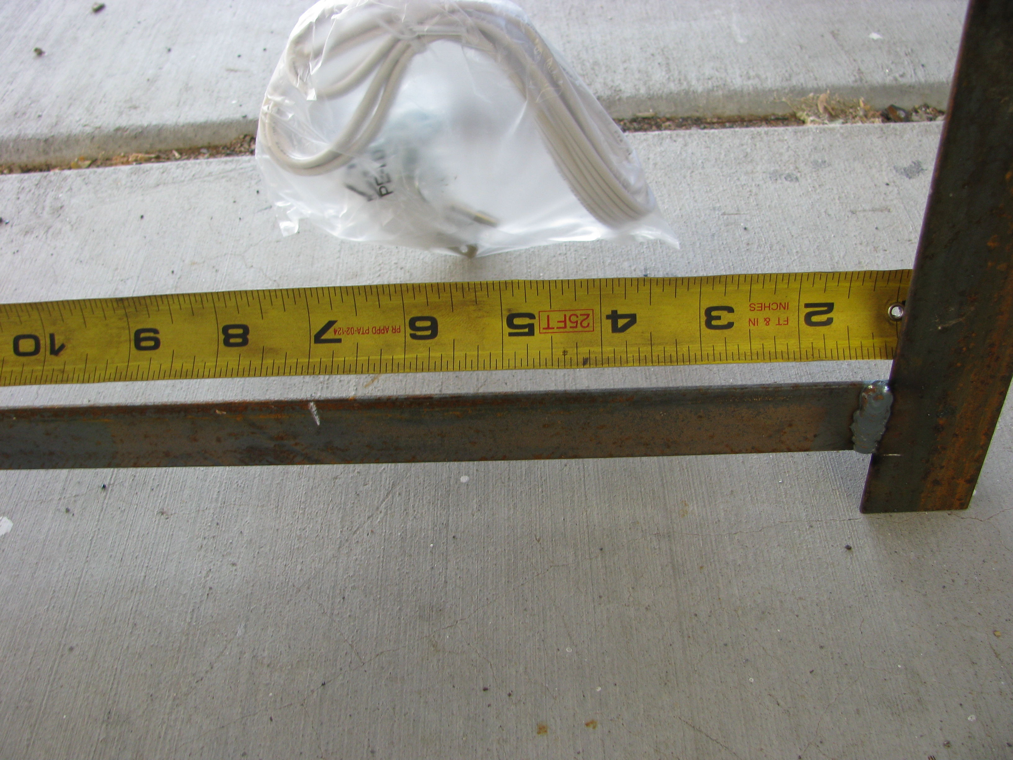 Light bracket - measure.JPG