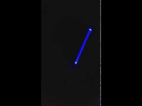 Light saber (star-wars)