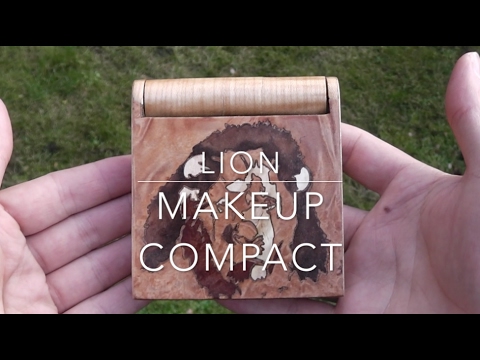 Lion Makeup Compact