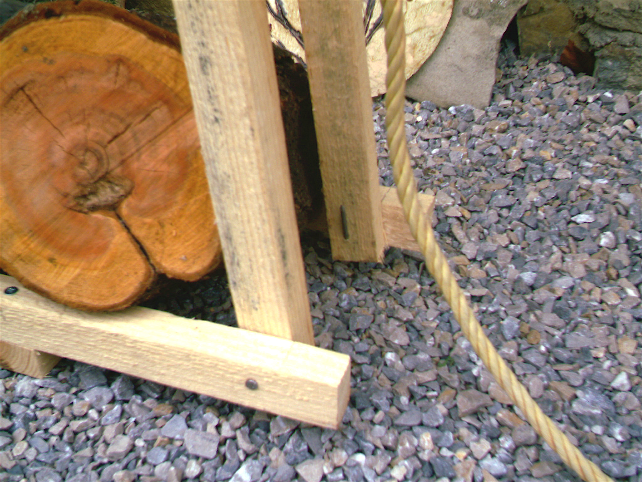 Log photo hinge detail.JPG