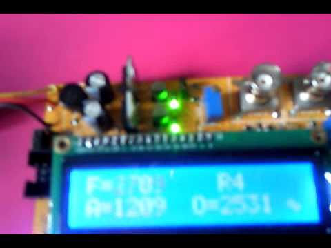 MAX038 functional generator in combination with Arduino based spectrum analyzer