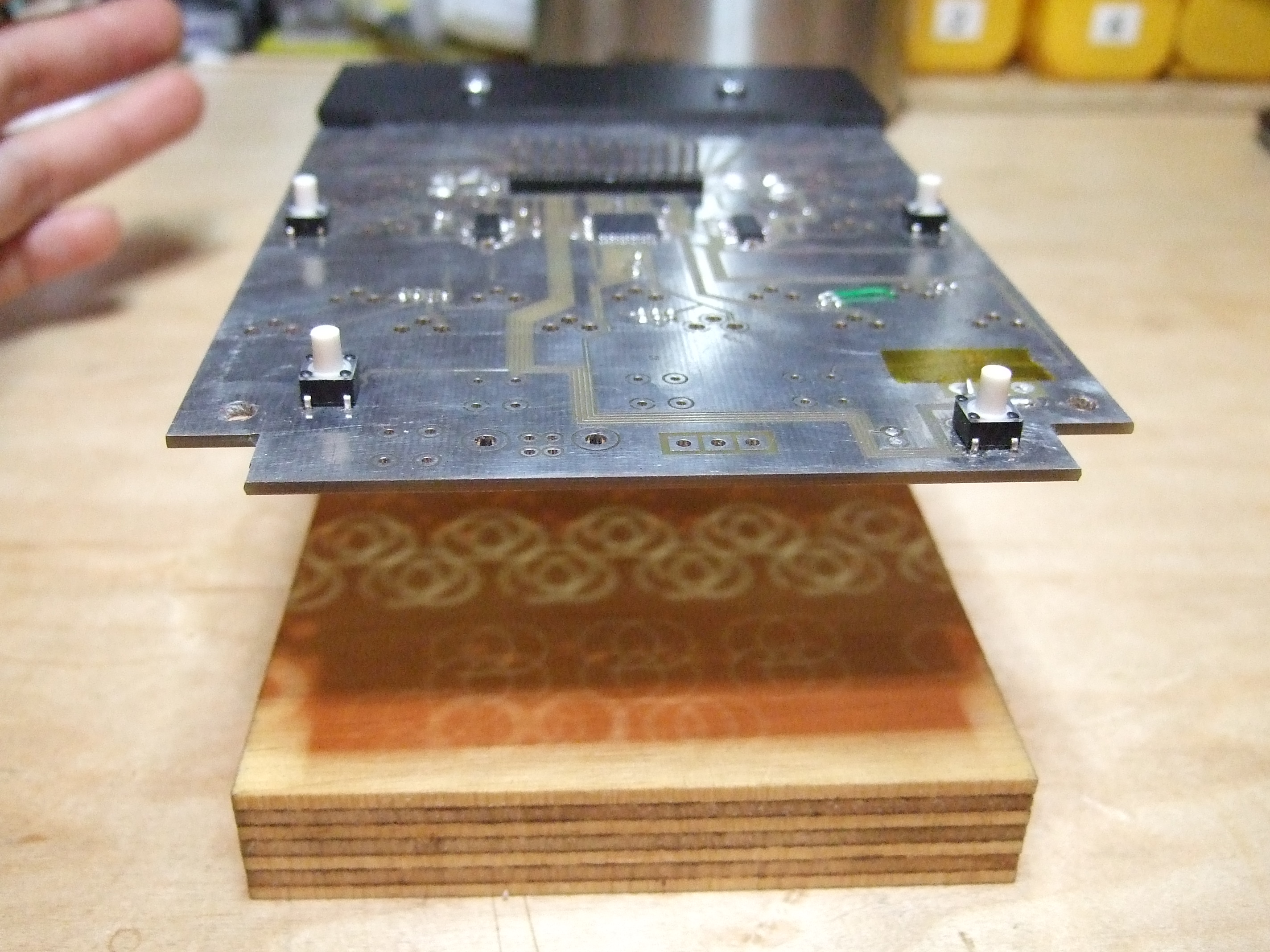 MAgnetic PCB Holder (17).JPG