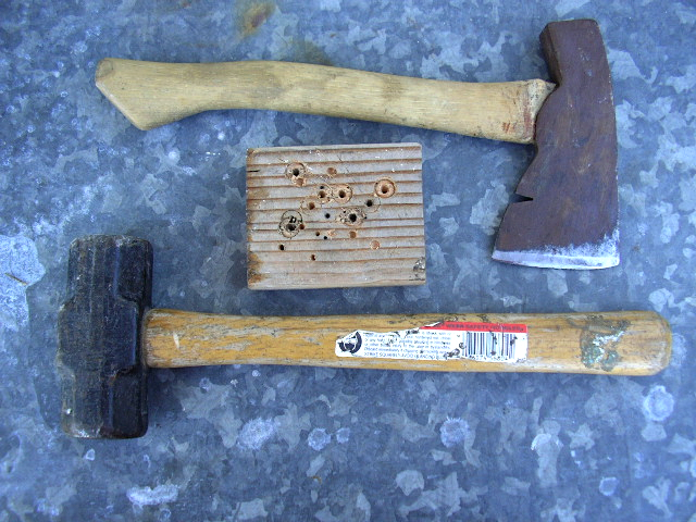 MP_1_tools_axe_hammer-block.jpg