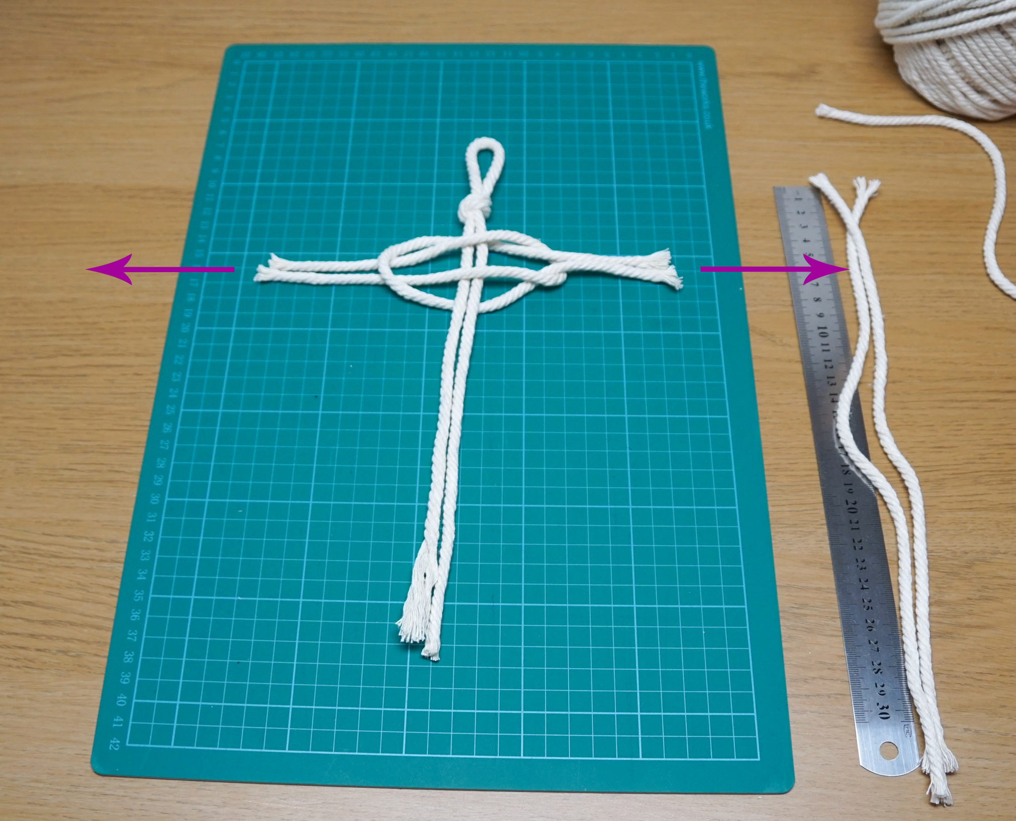 Macrame Feather 11.jpg