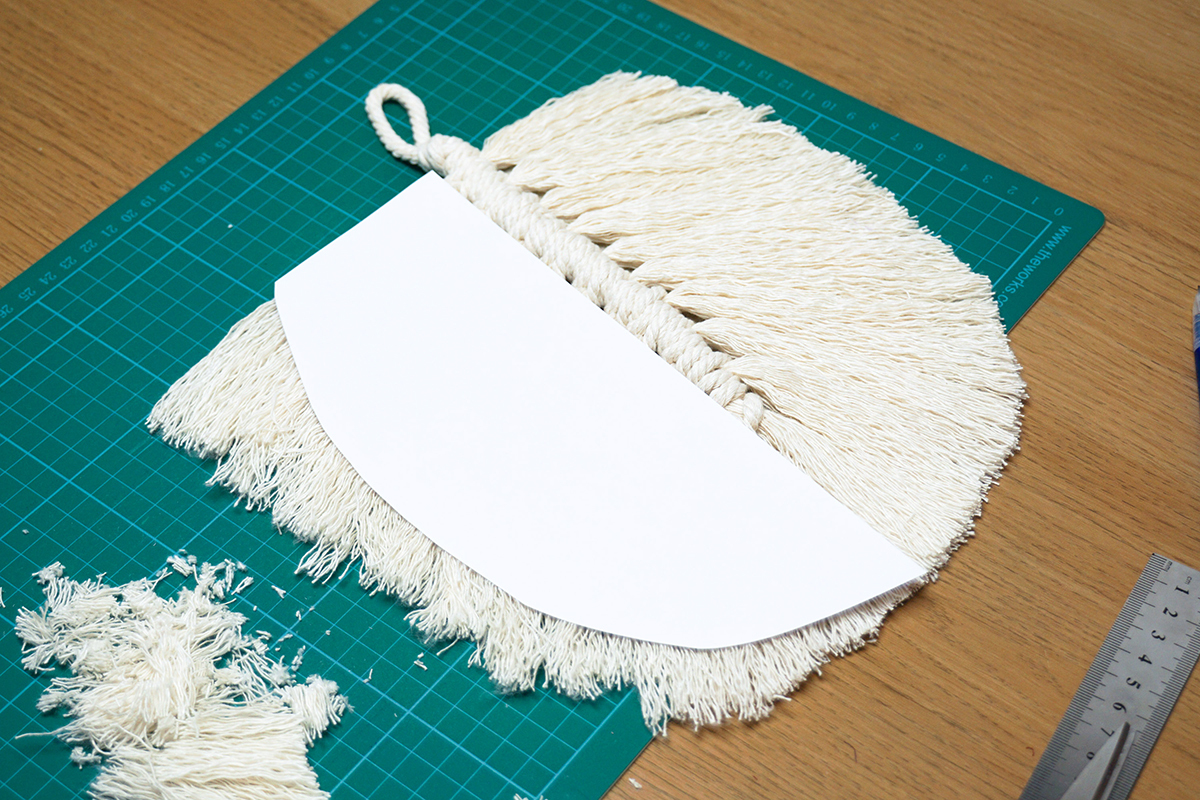 Macrame Feather 45.jpg