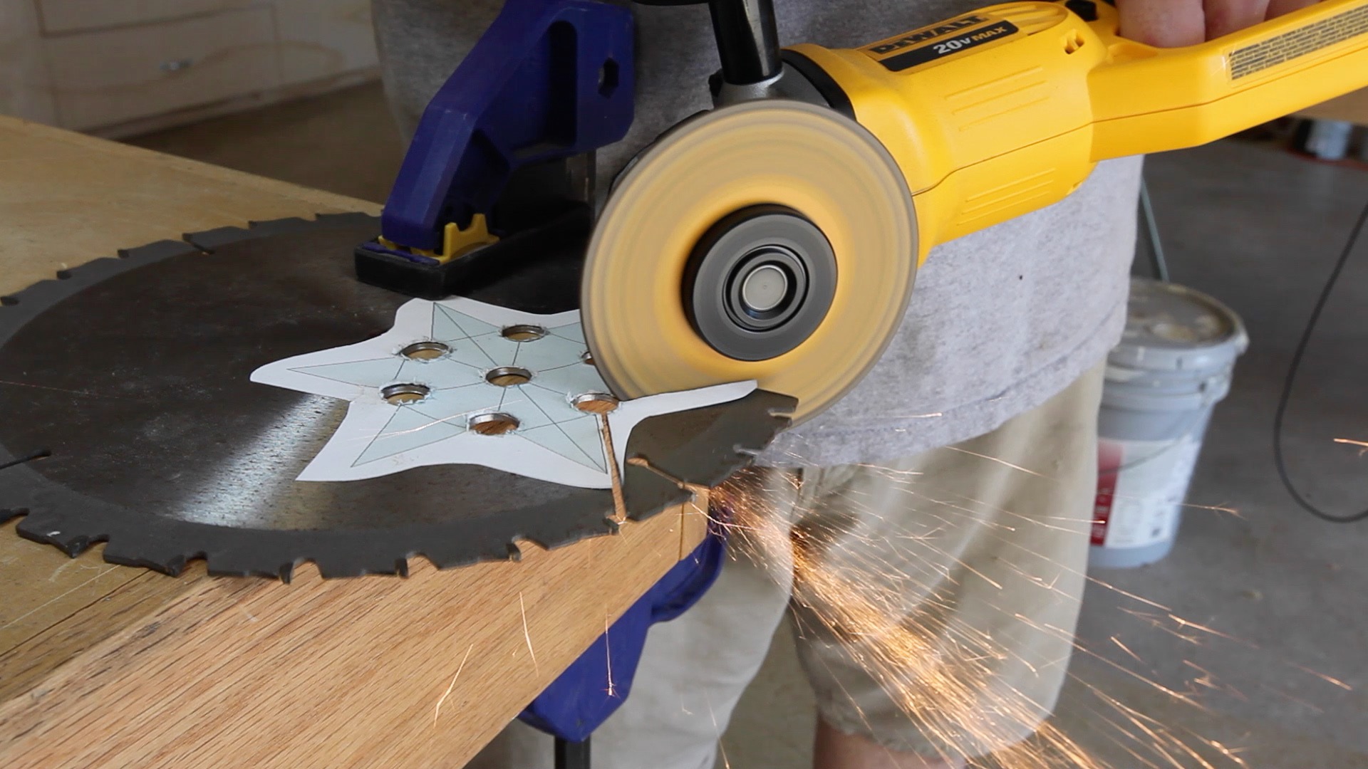 Make a Throwing Star from a Saw Blade 0009.jpg