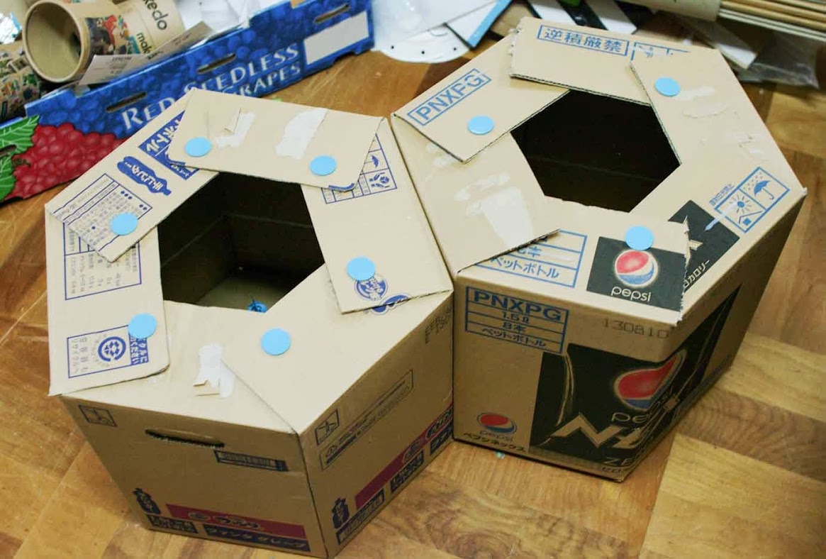 Makedo-Cardboard-Storage-Unit-10-join.jpg