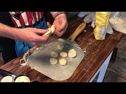 Making Garlic Knots for Beginners