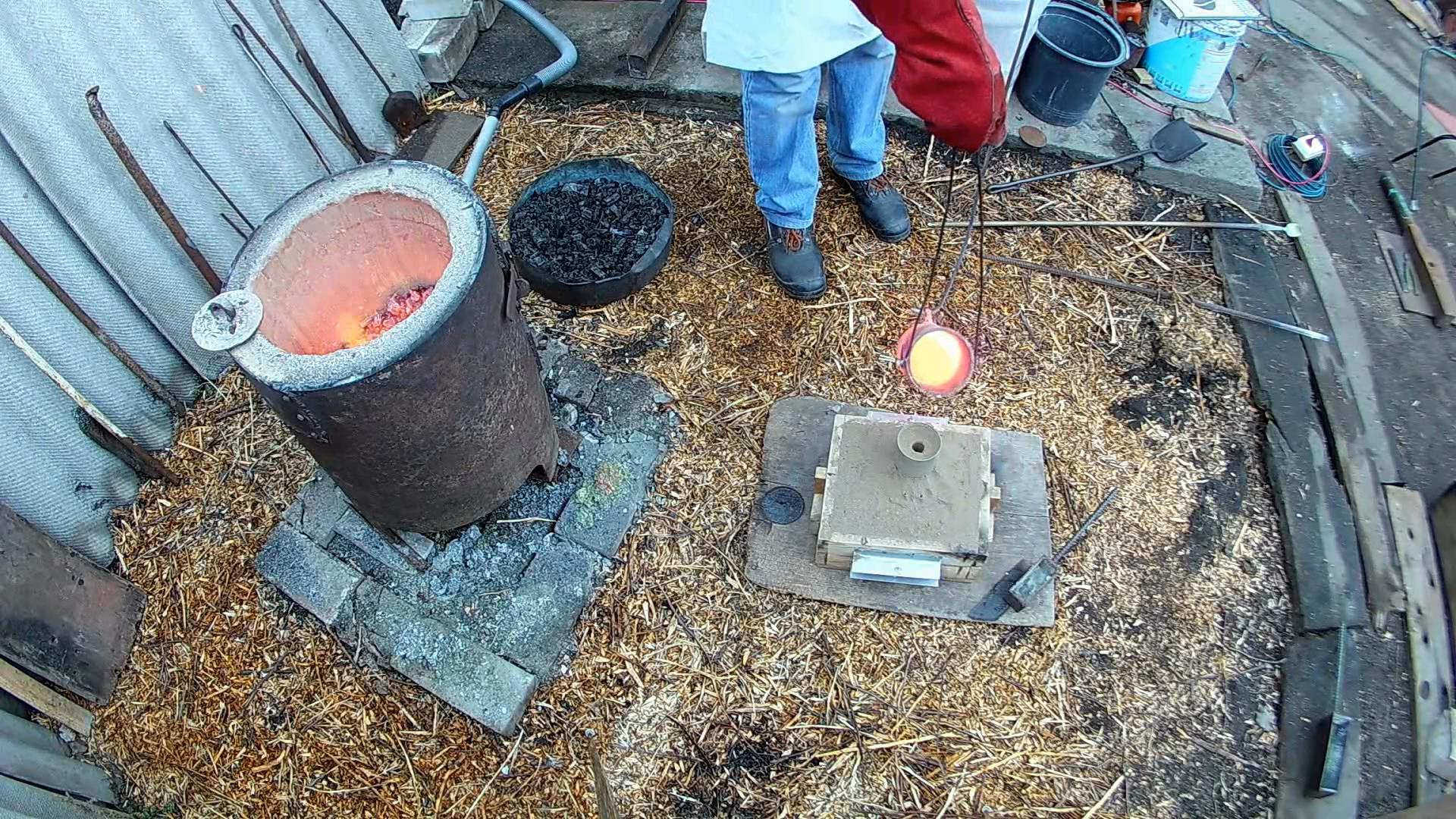 Making a Cast Brass Door Number.avi_snapshot_01.20_[2017.05.24_10.53.09].jpg