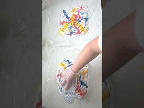 Making tie dye shoes - dyeing canvas shoes #tiedye