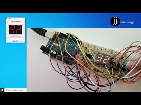 Marcador electr&oacute;nico con displays de 7 segmentos / Electronic scoreboard based on 7-segment displays