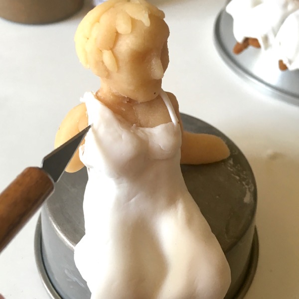 Marzipan topper7.jpg