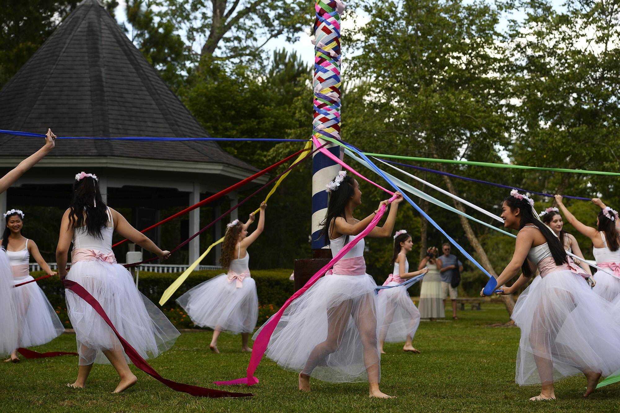 Maypole Dance.jpg