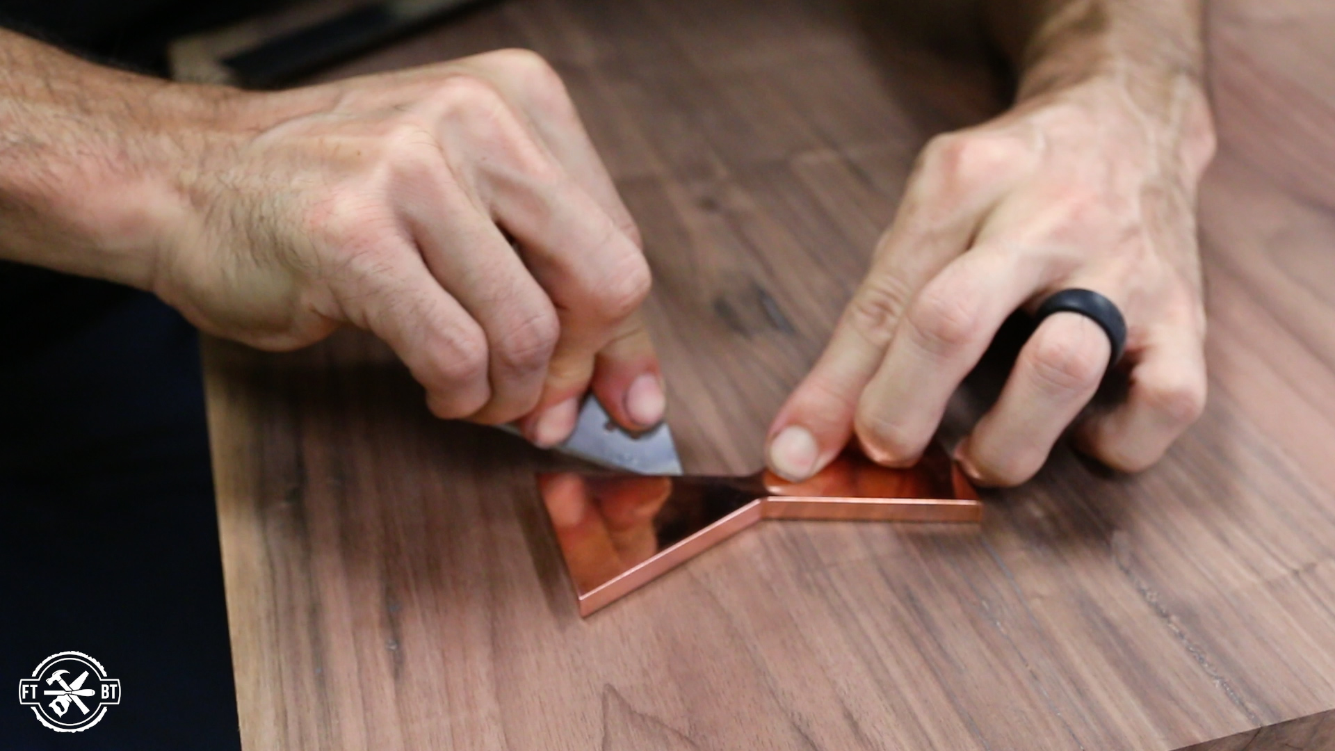 Metal and Wood Desk with Wireless Charging.00_08_03_05.Still023.jpg