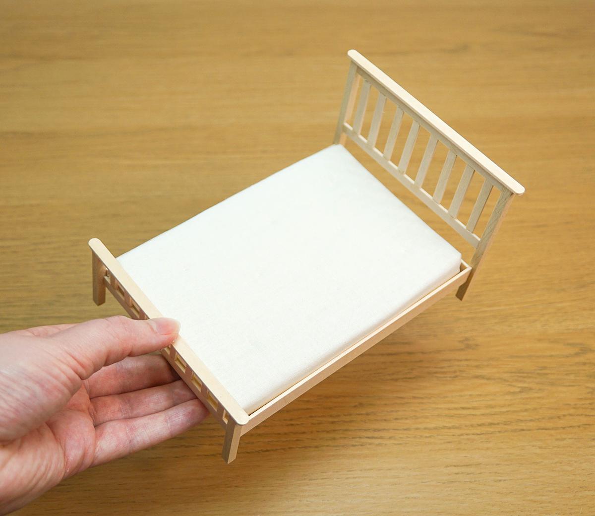 Mini Bed 5a.jpg