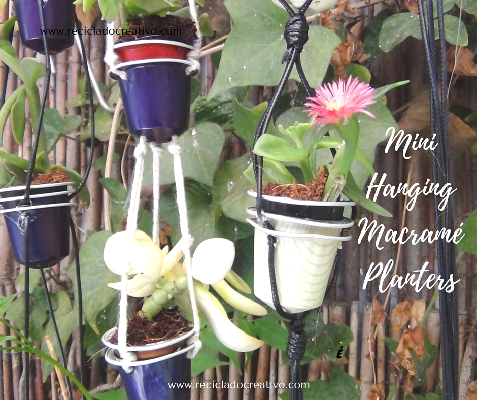 Mini macram&eacute; hanging planters (2).jpg