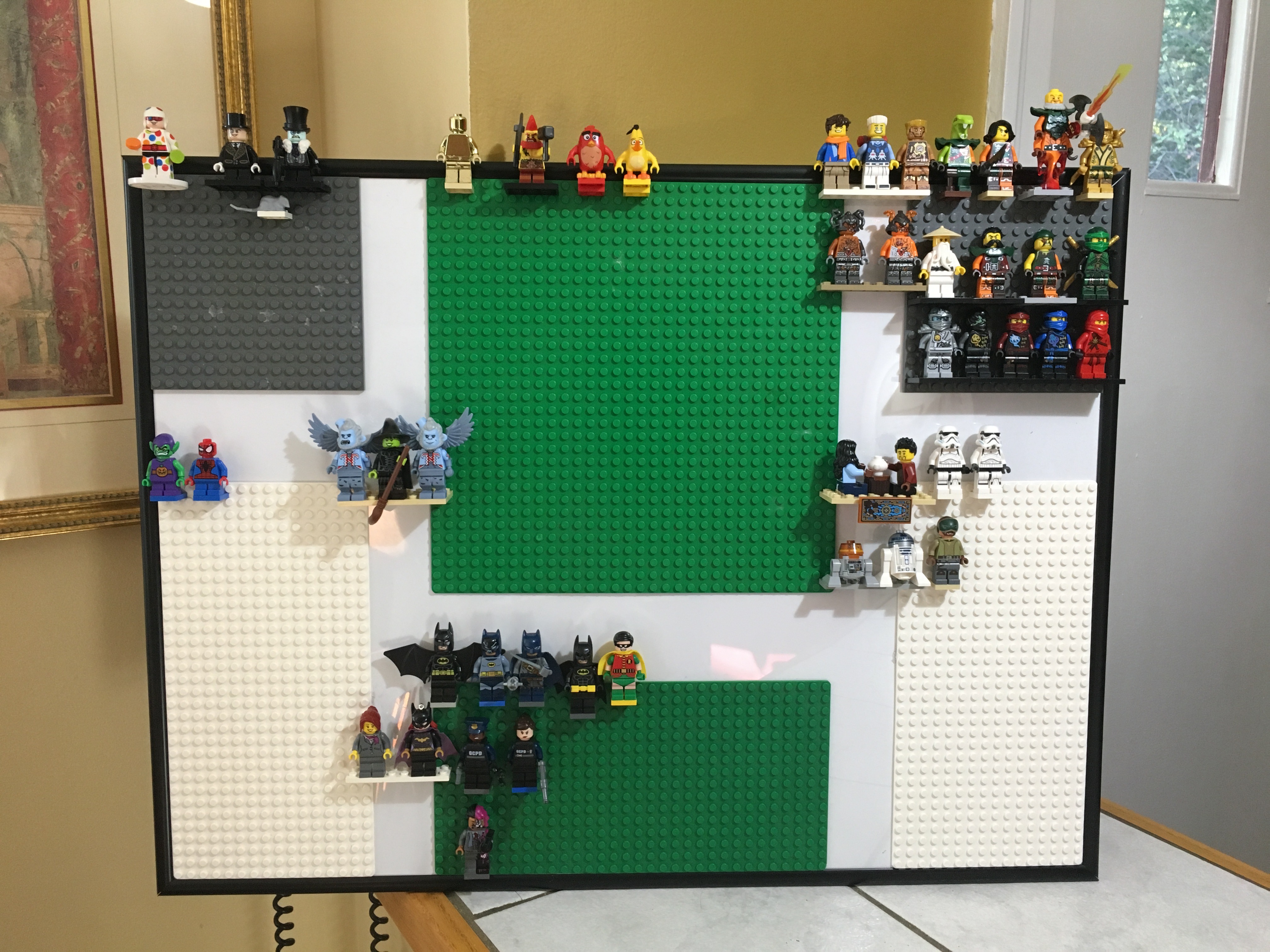 MinifigDisplay - 3.jpg