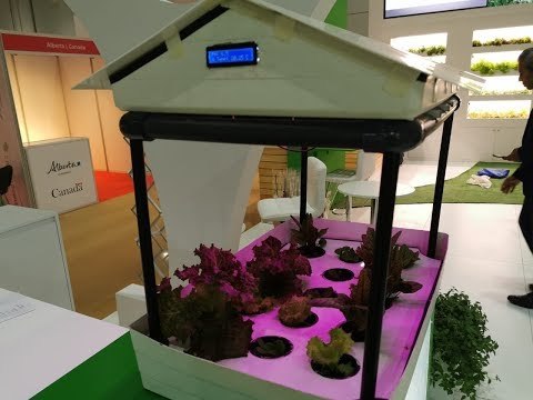 Modular Hydroponics System with pH Monitor