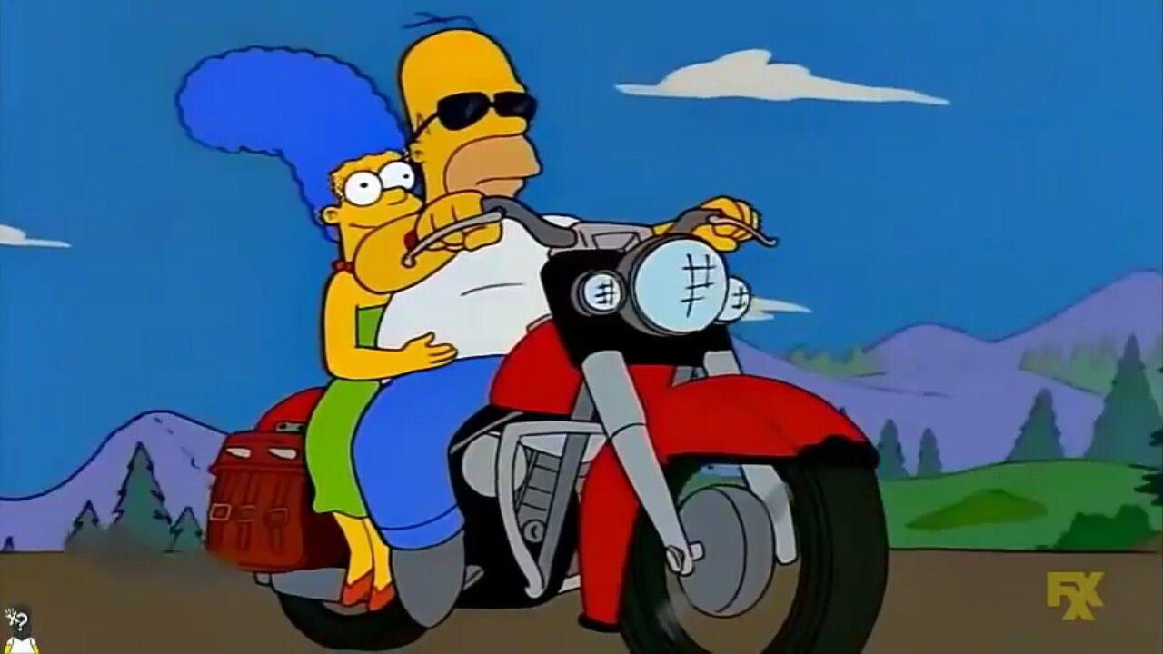 Moto Homer et Marge.jpg