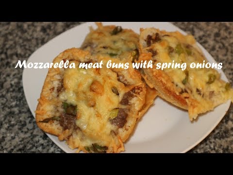 Mozzarella meat buns with spring onions recipe