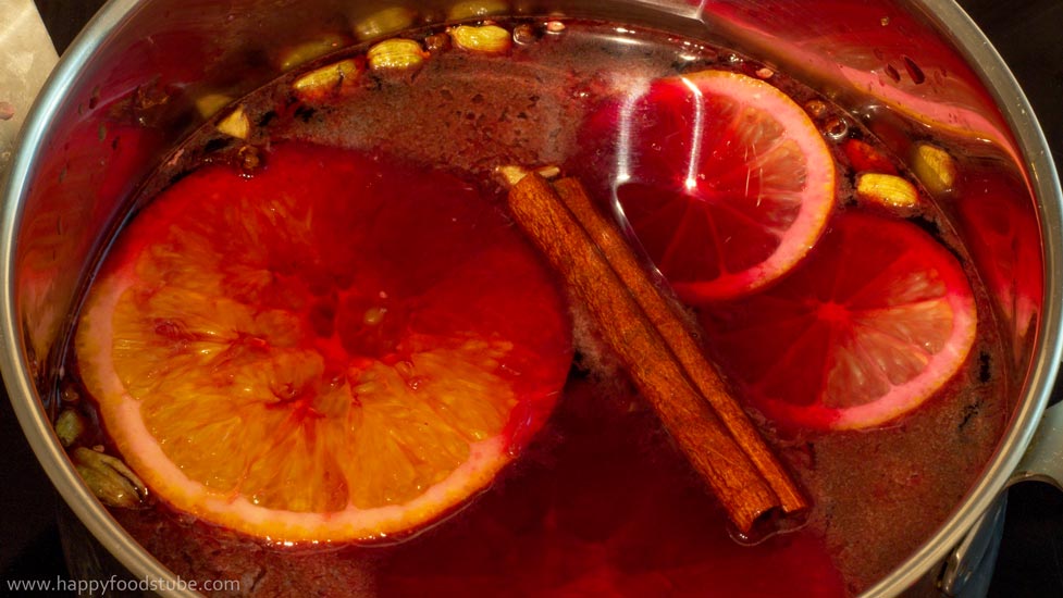 Mulled-Wine-Gluhwein-Glogg-Simmer.jpg