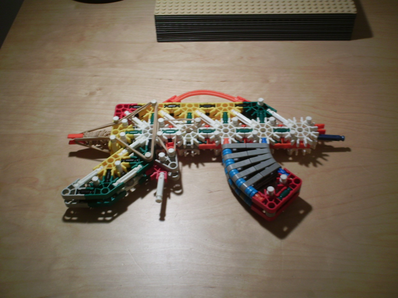 My updated knex creations! 2 004.jpg