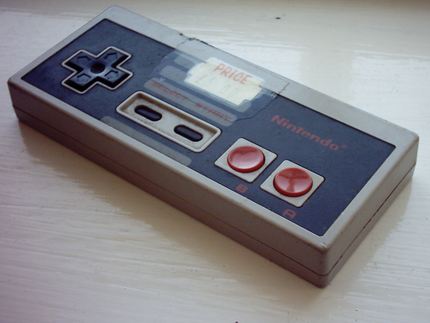 NES controller prior to MP3 player modification.JPG