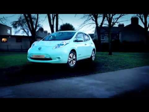 Nissan&amp;rsquo;s glow-in-the-dark car paint