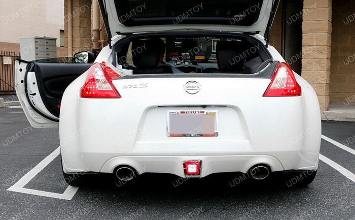 Nissan-370Z-LED-rear-fog-21.jpg