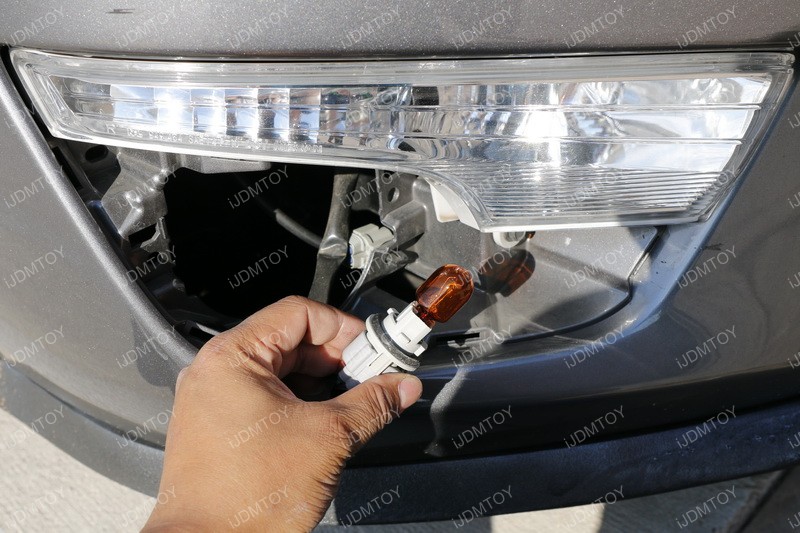 Nissan-Altima-LED-Daytime-Running-Light-Bulb-Install-02.jpg