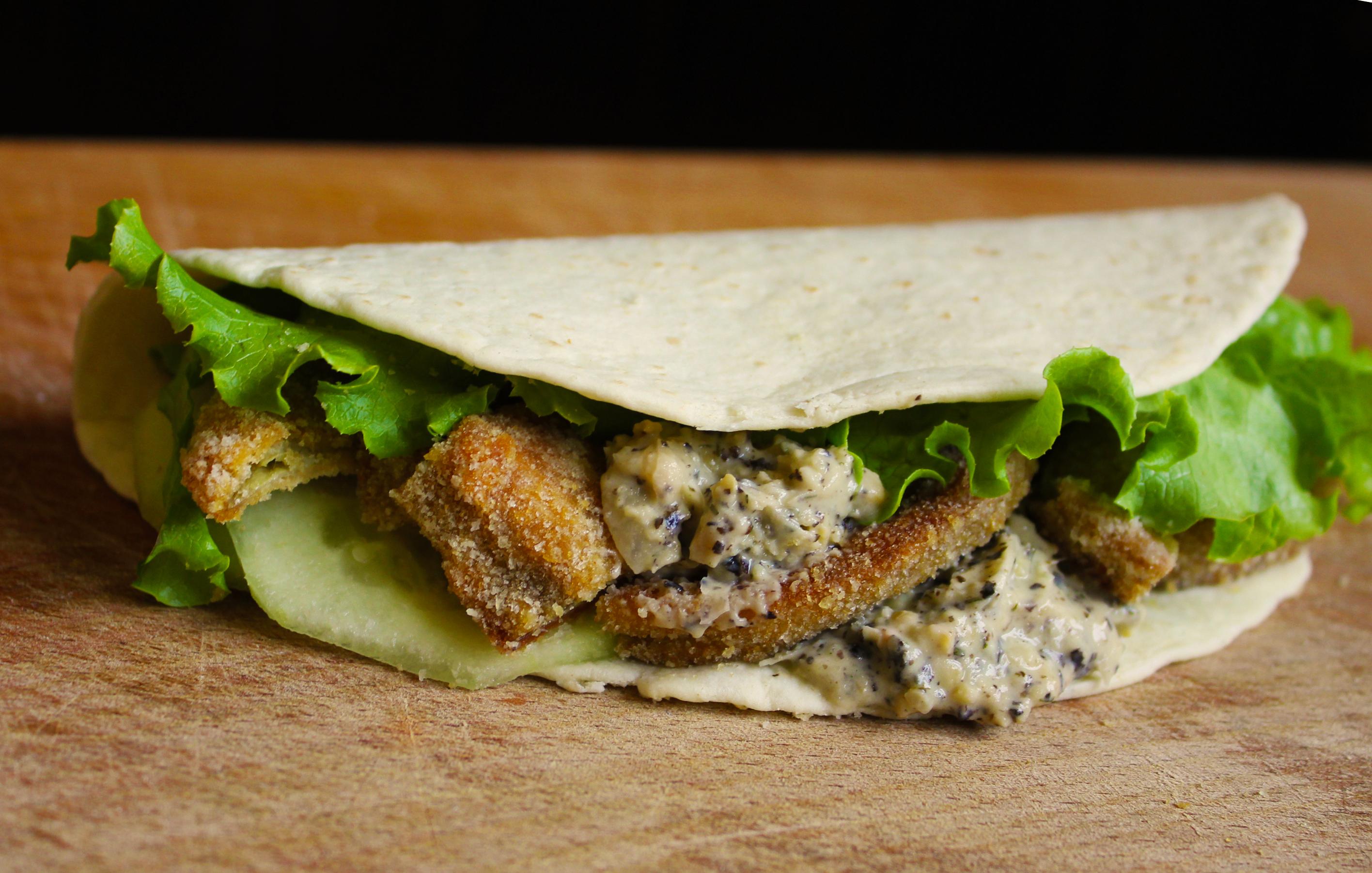 No-fish flatbread sandwich vegan 2.jpg